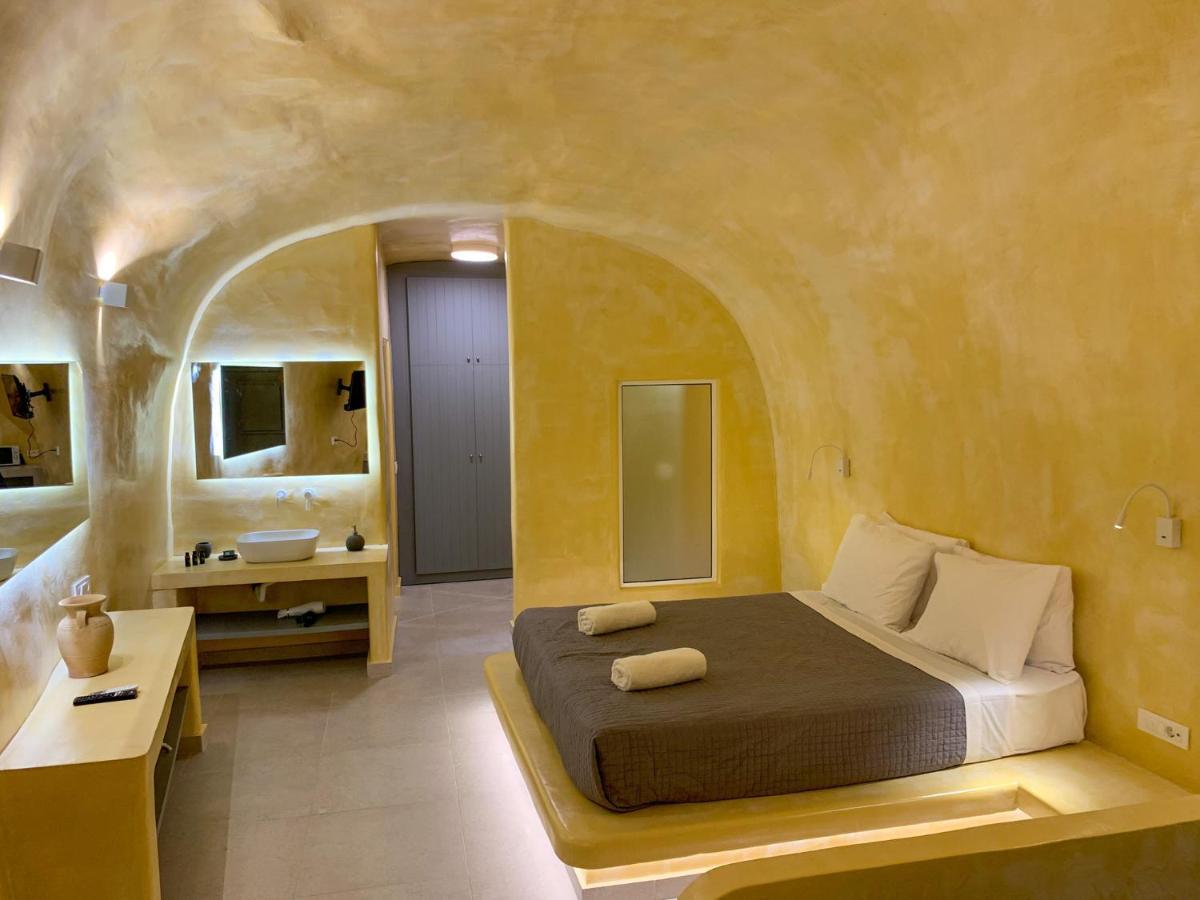 M Residence Santorini Conelia Cave Firá Buitenkant foto